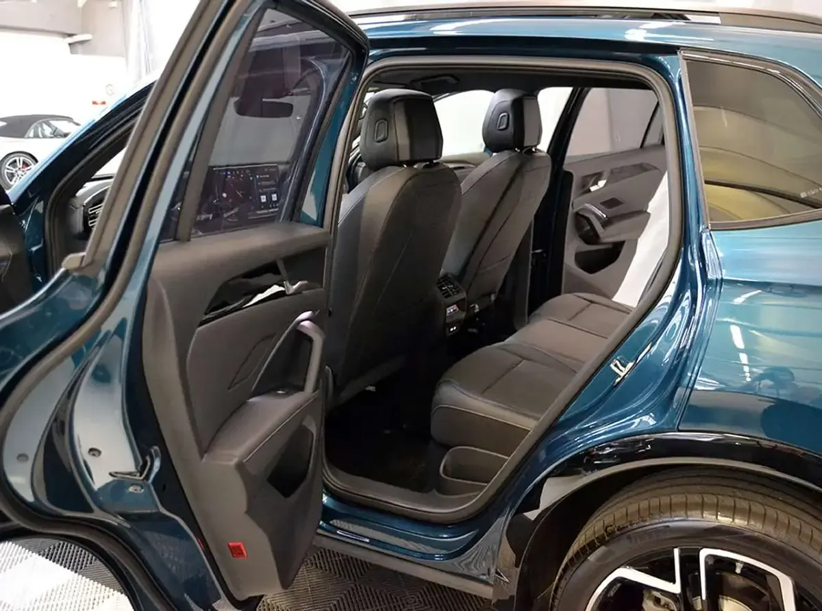 Usata VW Tiguan R-line 193 CV (141 kW) 2024 Bluazzurro SUV