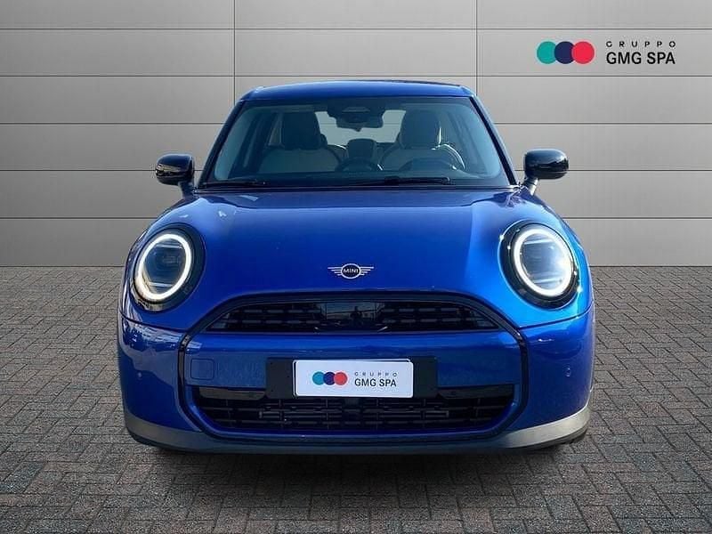 Usata Mini Cooper Classic 114 kW (156 CV) 2025 Blu Utilitaria