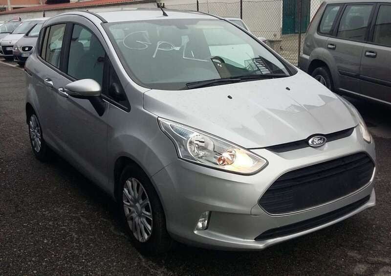 Usata Ford B-MAX 90 CV (66 kW) 2017 Argento metallizzato Monovolume