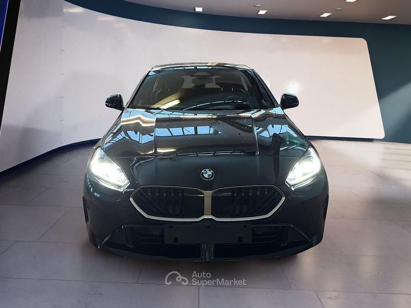 Usata BMW 120 M Sport 170 CV (125 kW) 2025 Nero Utilitaria