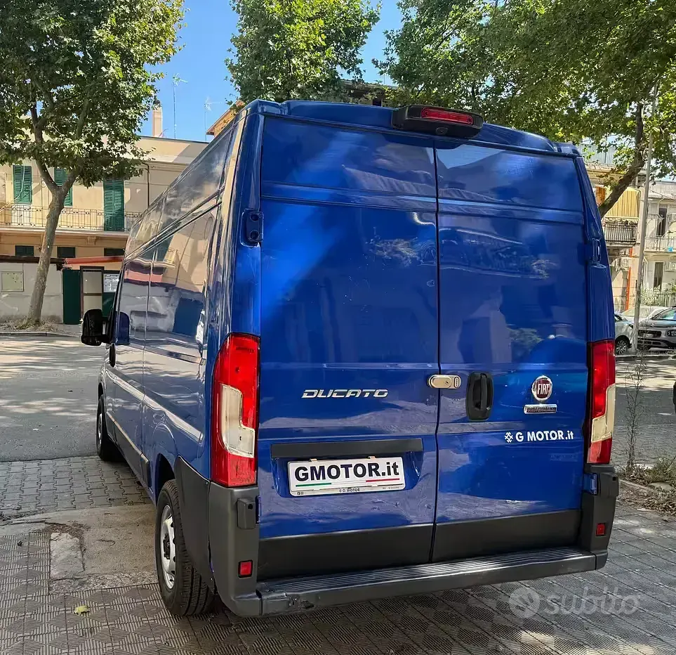 Usata Fiat Ducato 120 CV (88 kW) 2022 Blu Furgone