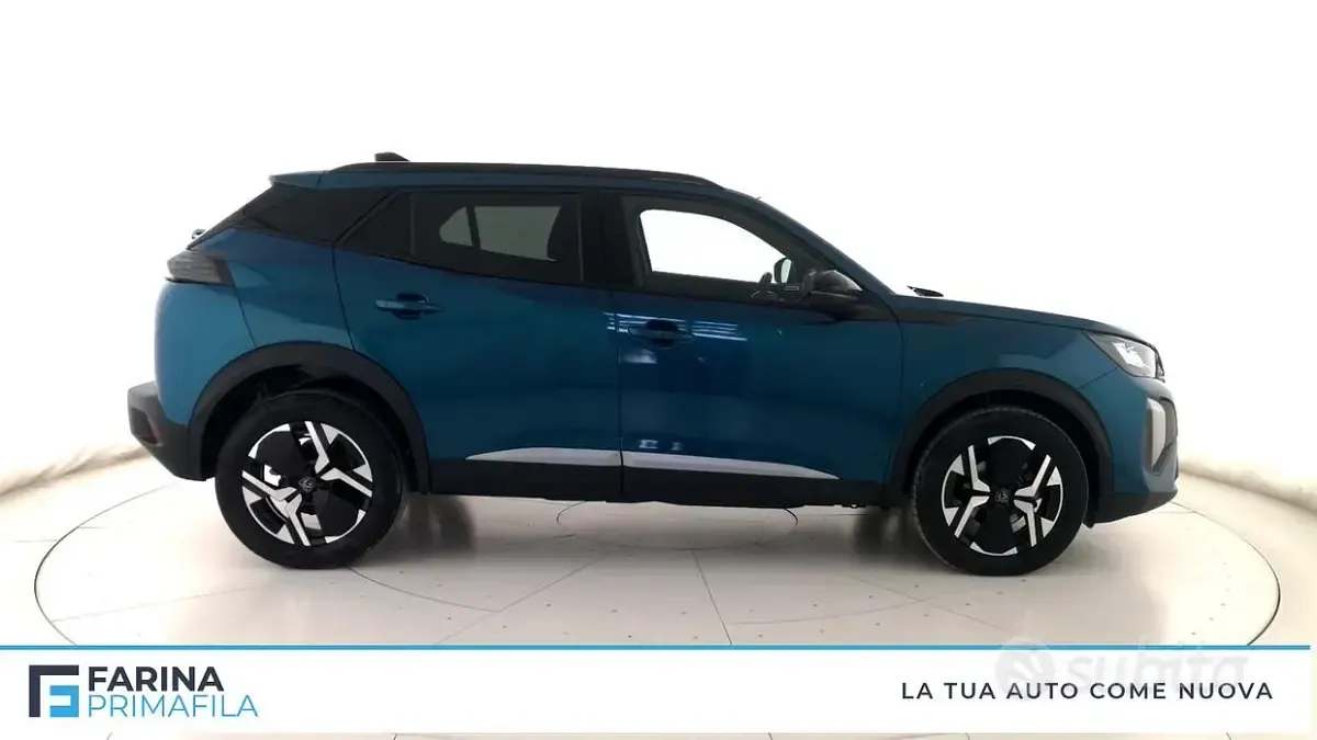 Usata Peugeot 2008 Allure 101 CV (74 kW) 2025 Blu SUV