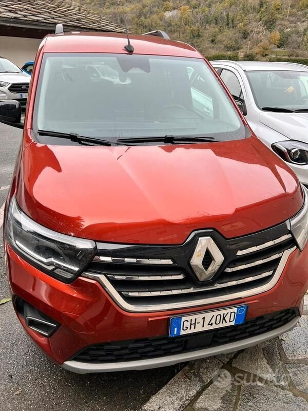 Usata Renault Kangoo 95 CV (69 kW) 2022 Monovolume