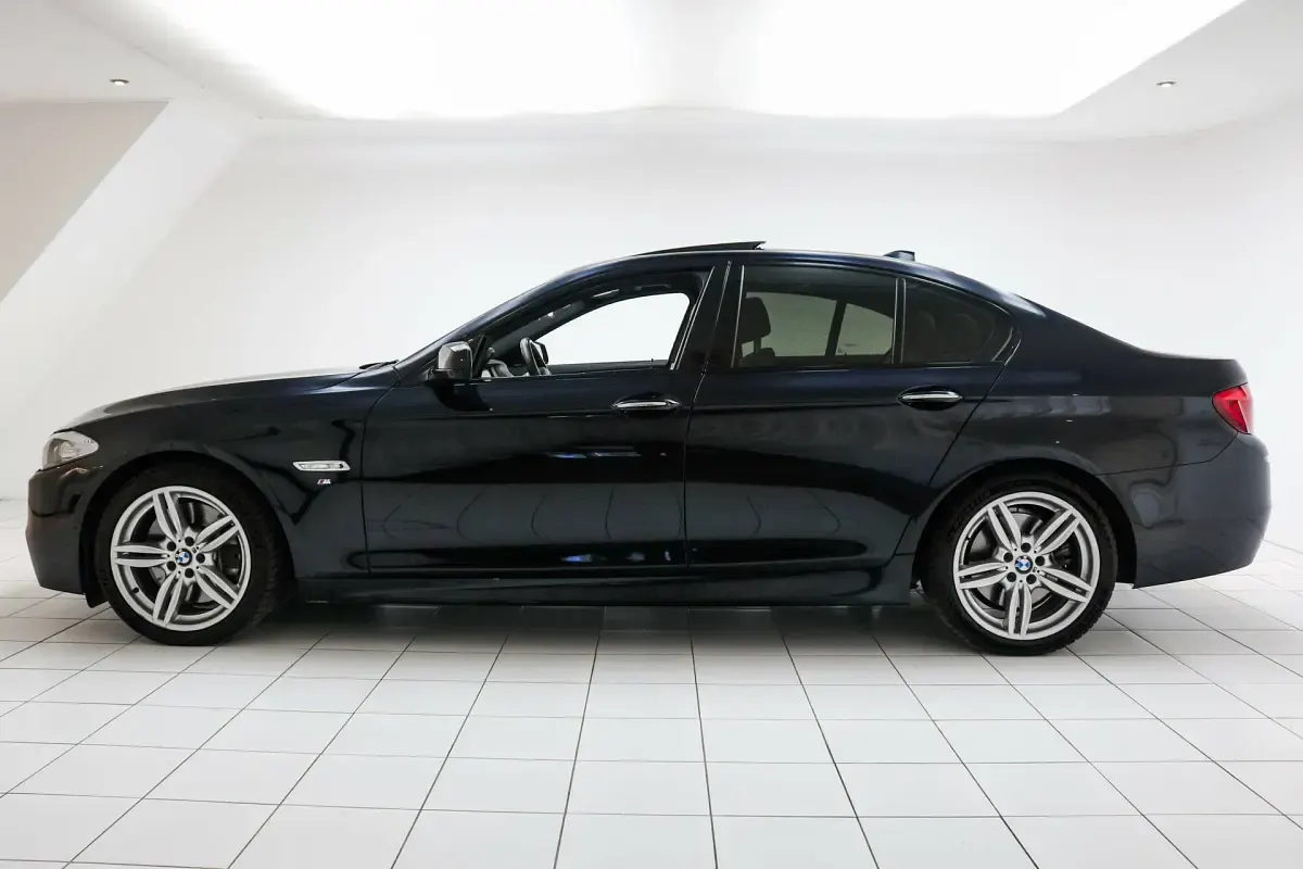 Usata BMW 550 408 CV (300 kW) 2012 Nero Berlina