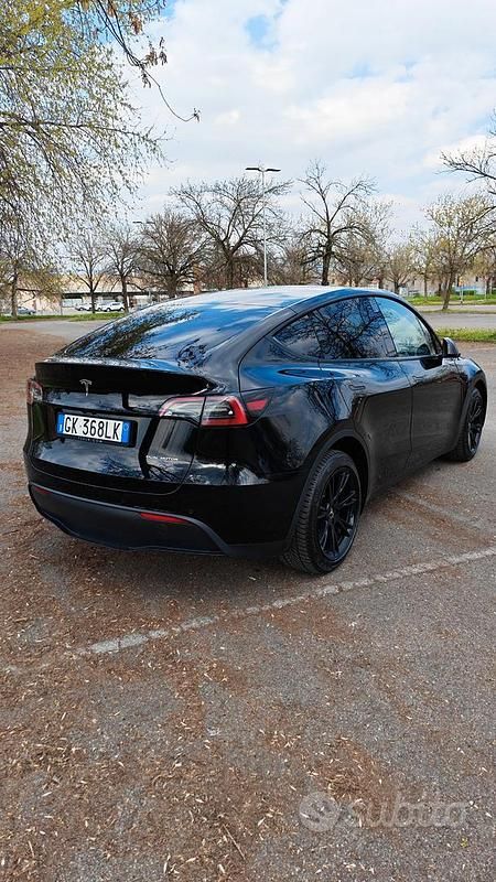 Gebraucht Tesla Model Y Long Range AWD 378 kW (514 PS) 2022 Schwarz SUV