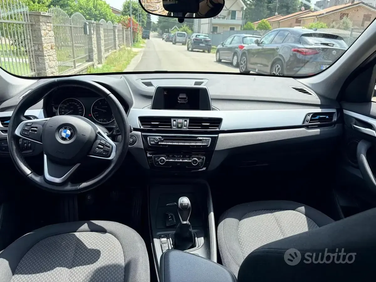 Usata BMW X1 150 CV (110 kW) 2016 Nero SUV