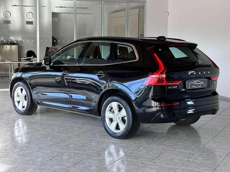 Usata Volvo XC60 Core 197 CV (144 kW) 2022 Nero SUV