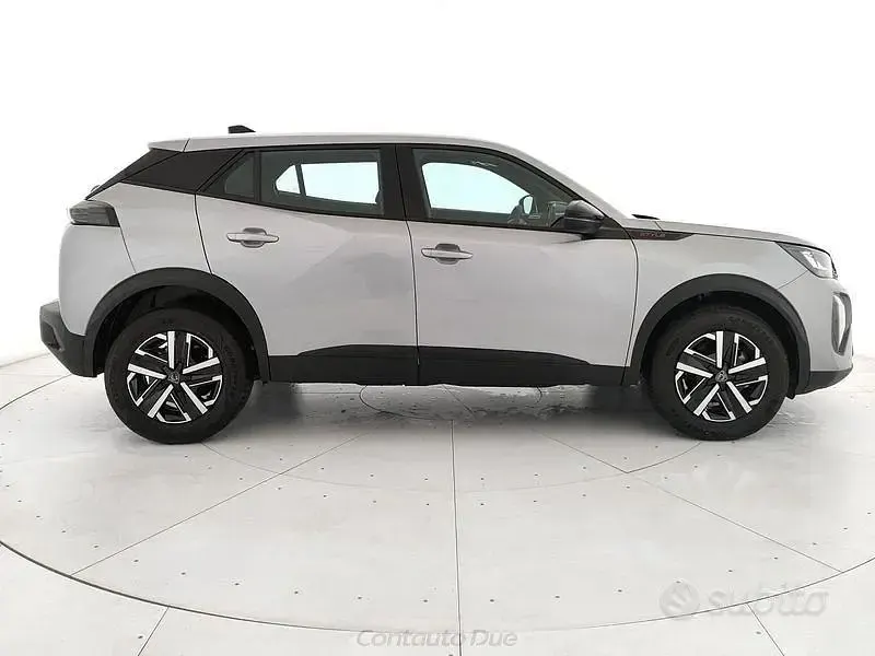 Nuova Peugeot 2008 Style 100 CV (73 kW) 2026 Grigio SUV