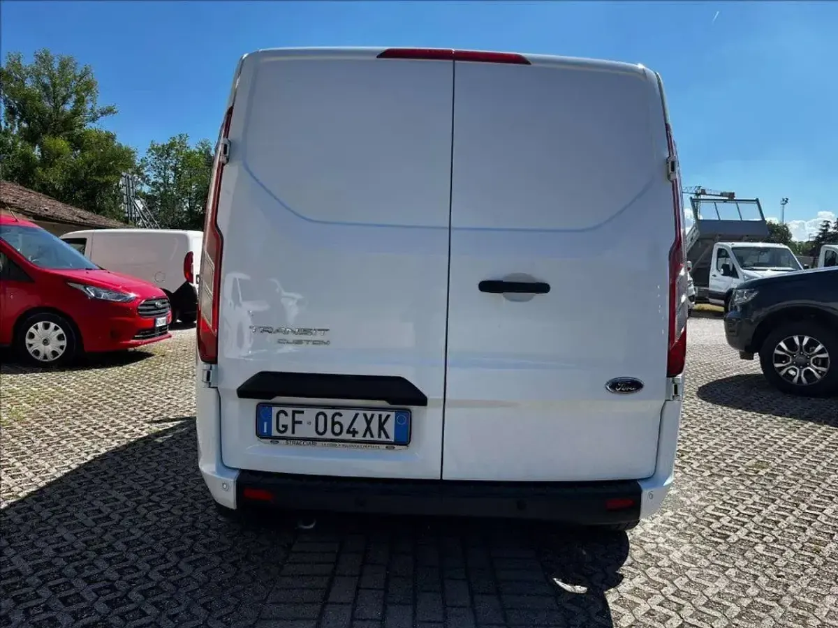 Usata Ford Transit Custom Trend 131 CV (96 kW) 2021 Bianco pastello Furgone