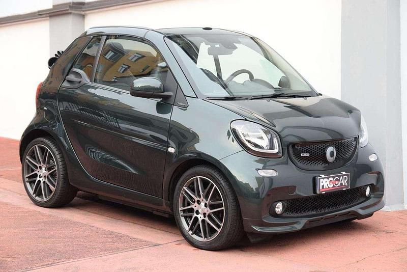Verde Usata 2016 Smart ForTwo Cabrio Brabus Cabrio | 21.900 € (Buon prezzo) - Immagine 1/4