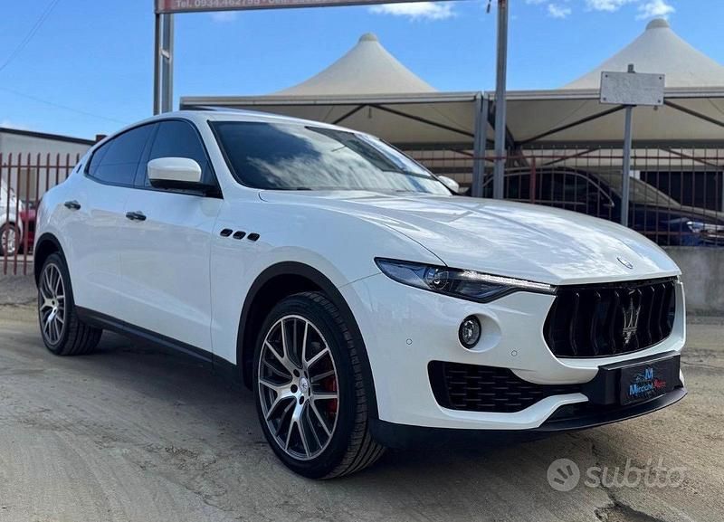 Usata Maserati Levante GranLusso 275 CV (202 kW) 2017 Bianco SUV