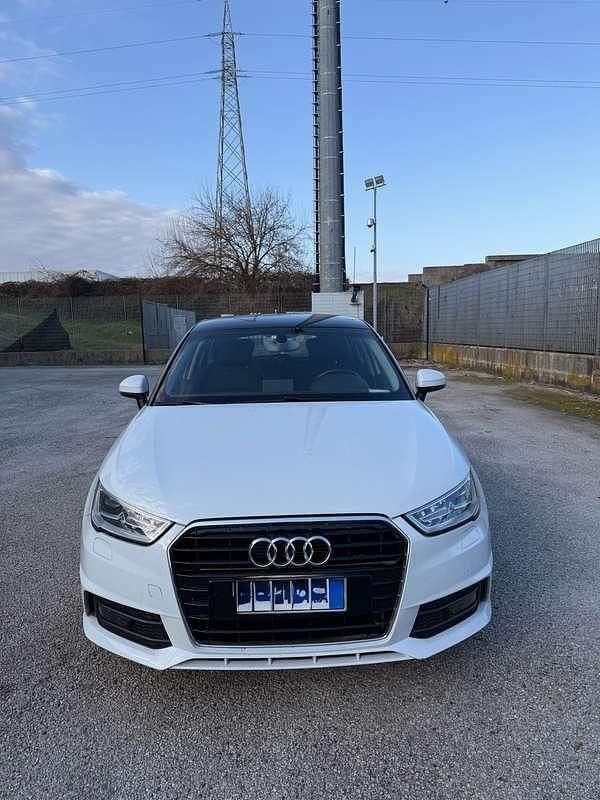 Usata Audi A1 Sportback Sport 90 CV (66 kW) 2018 Utilitaria