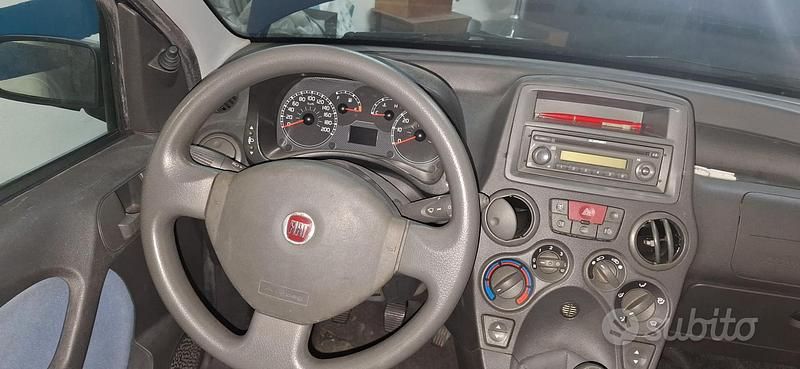 Usata Fiat Panda 69 CV (50 kW) 2003 Blu Utilitaria