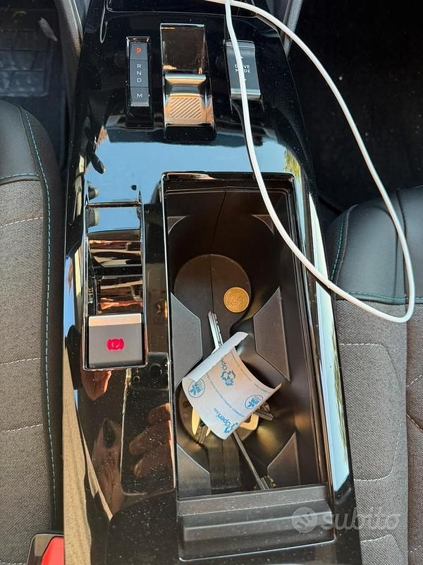 Usata Citroën C4 131 CV (96 kW) 2024 Blu Berlina