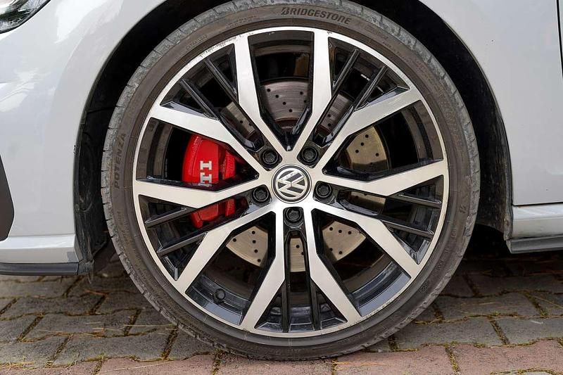 Usata VW Golf VII GTI 245 CV (180 kW) 2019 Berlina