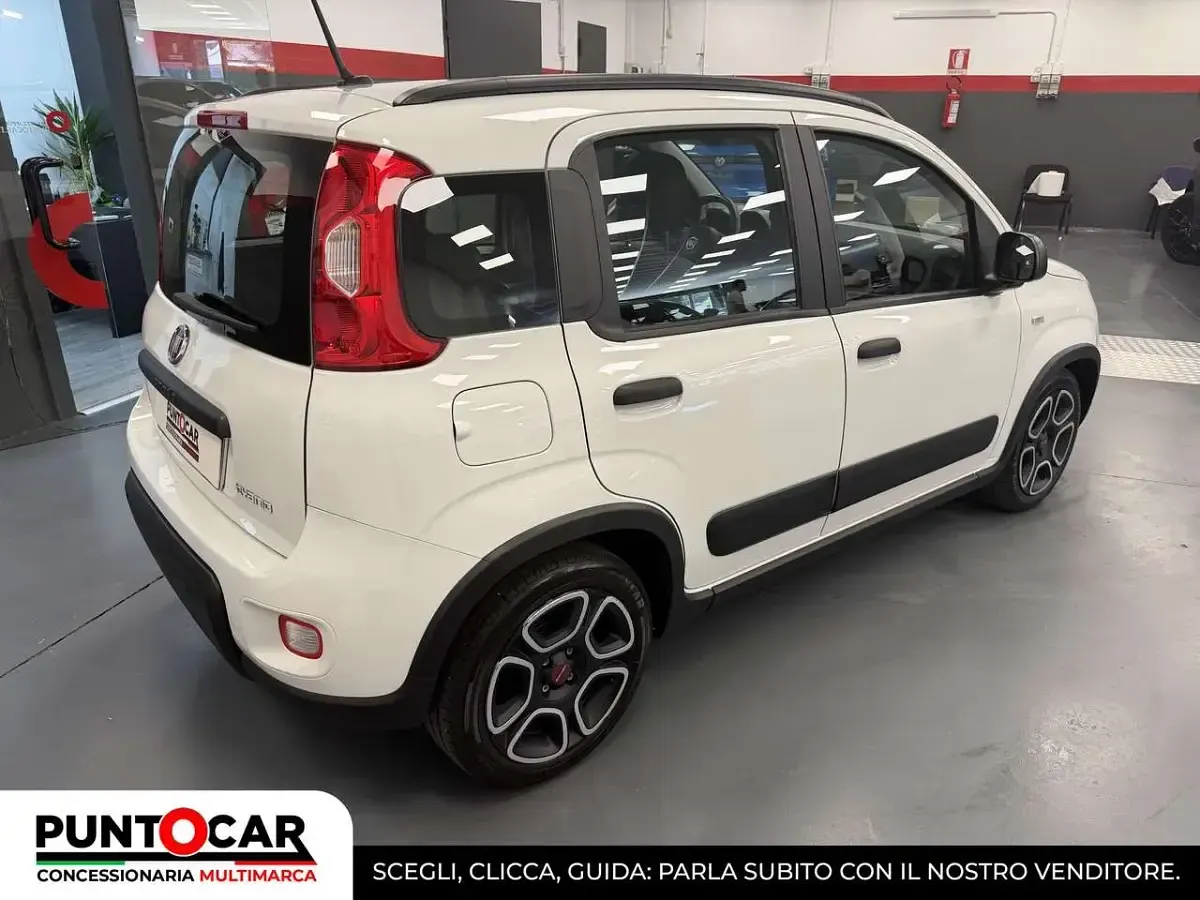 Usata Fiat Panda City Life 69 CV (50 kW) 2022 Bianco Utilitaria