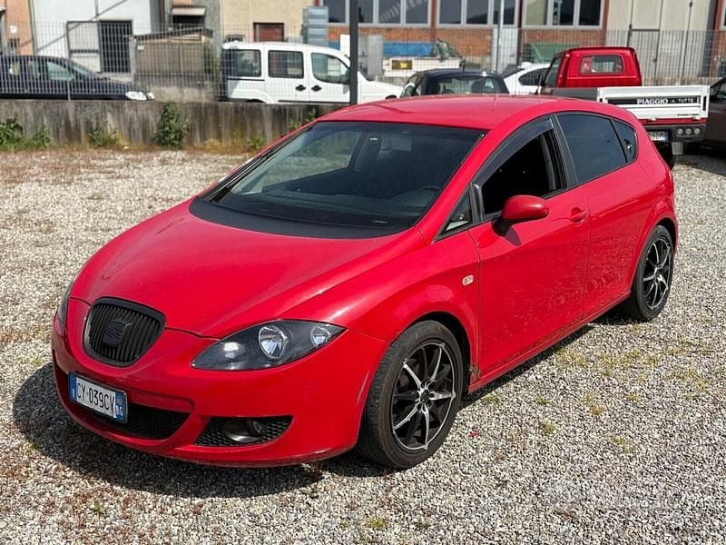 Rosso Usata 2006 Seat Leon Stylance Berlina | 1990 € (Super prezzo) - Immagine 1/4