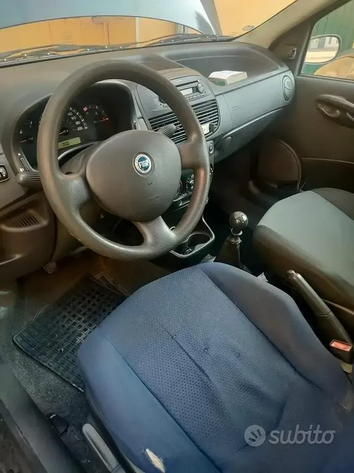 Usata Fiat Punto 2005 Nero Utilitaria