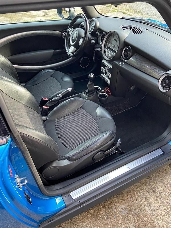 Begagnad Mini Cooper S 175 HK (128 kW) 2007 Halvkombi