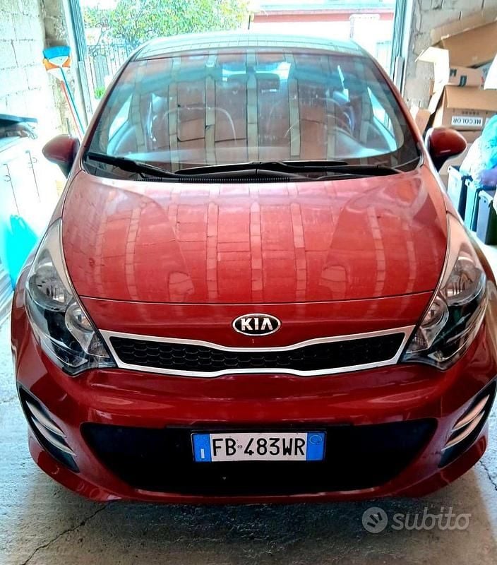 Usata Kia Rio 75 CV (55 kW) 2016 Utilitaria
