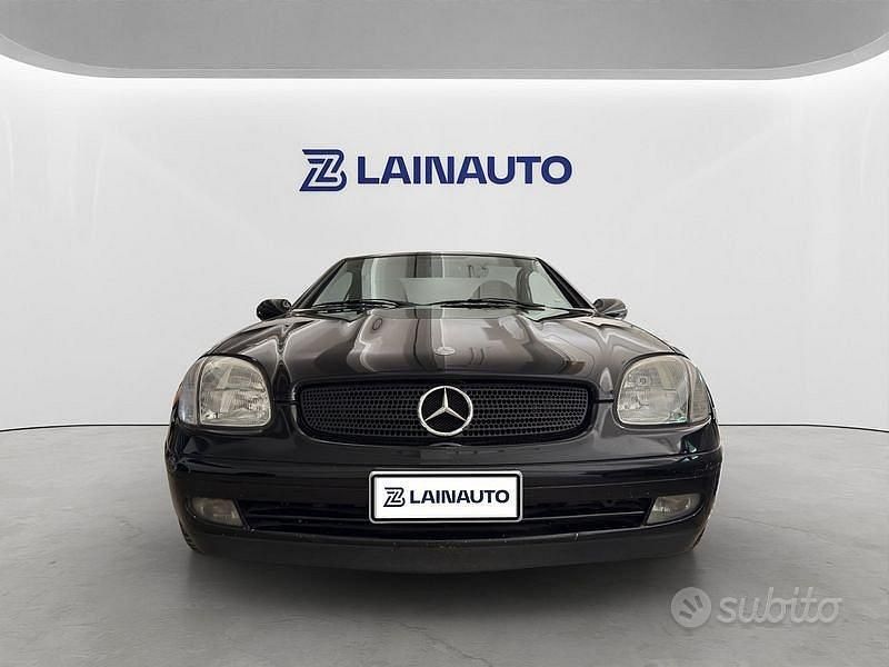 Usata Mercedes SLK200 136 CV (100 kW) 2000 Other Cabrio