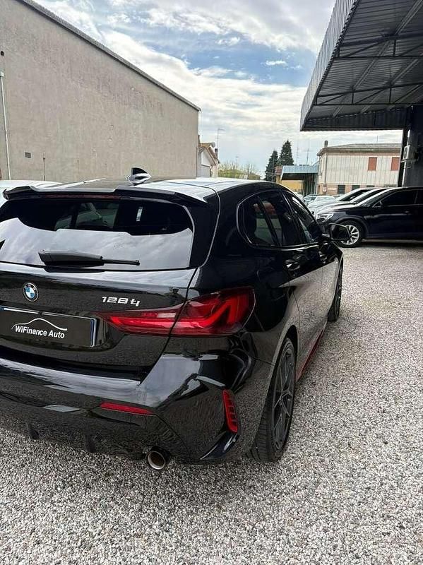 Usata BMW 128 M Sport 265 CV (194 kW) 2023 Other Berlina