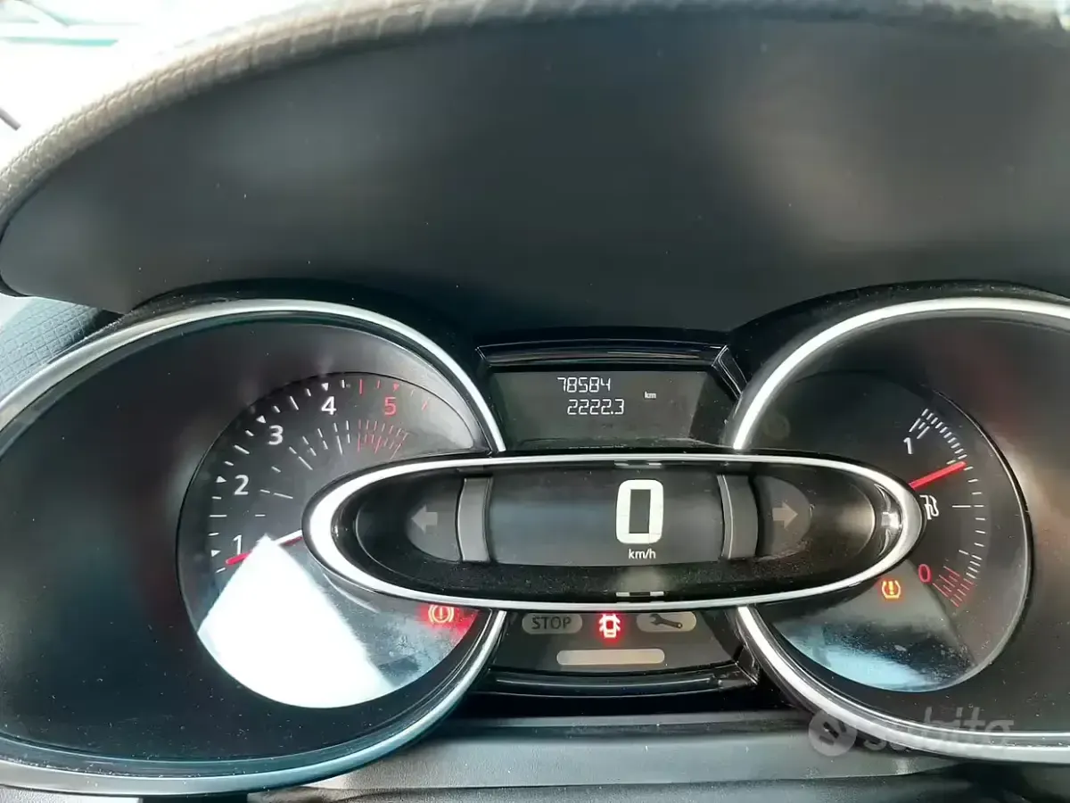 Usata Renault Clio IV 75 CV (55 kW) 2017 Bianco Berlina