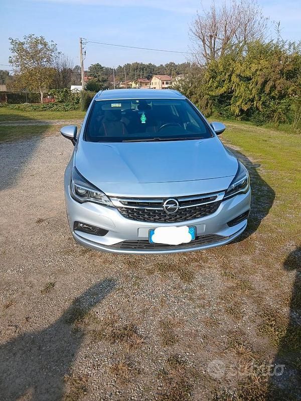 Usata Opel Astra 110 CV (80 kW) 2017 Grigio Station wagon