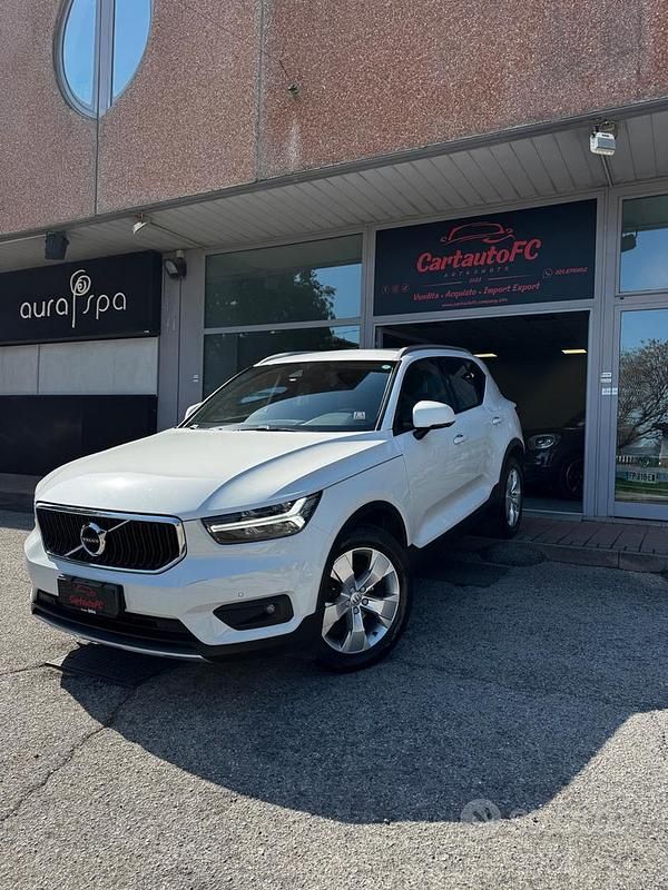Usata Volvo XC40 Business Edition 150 CV (110 kW) 2019 Bianco SUV