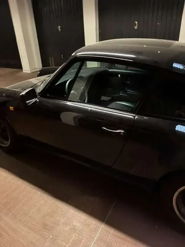 Usata Porsche 911 231 CV (169 kW) 1985 Nero Berlina