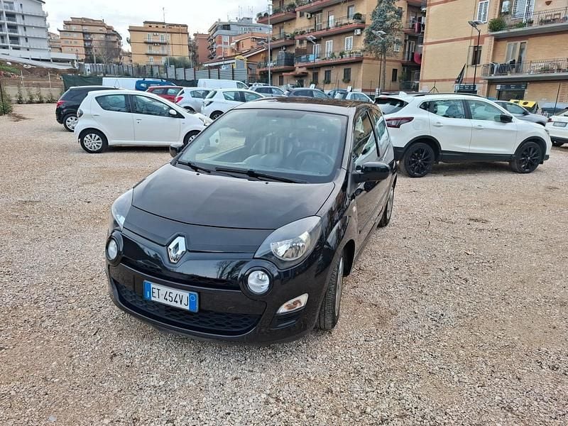 Usata Renault Twingo Night&Day 74 CV (54 kW) 2014 Nero Utilitaria