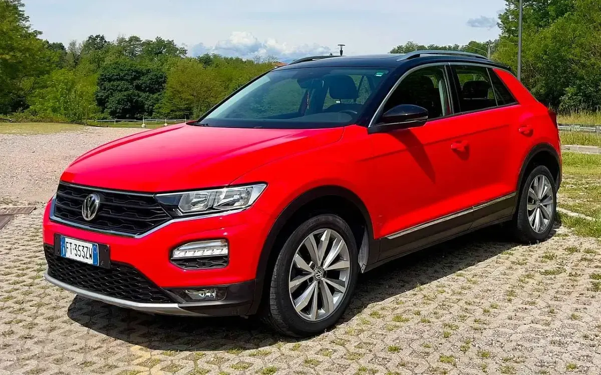 Usado VW T-Roc Advance 150 CV (110 kW) 2019 Rojo SUV