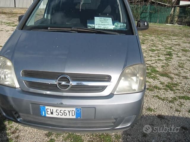 Usata Opel Meriva Enjoy 89 CV (65 kW) 2005 Grigio Monovolume
