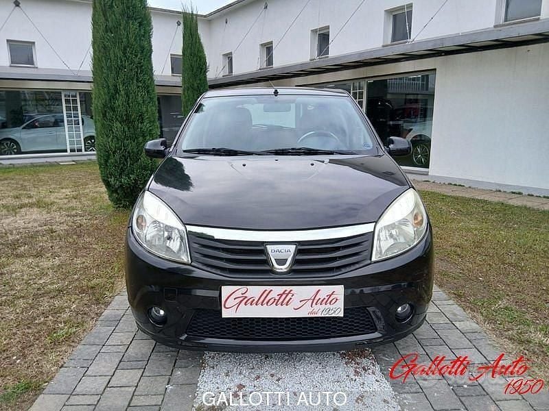 Usata Dacia Sandero 75 CV (55 kW) 2010 Nero Berlina