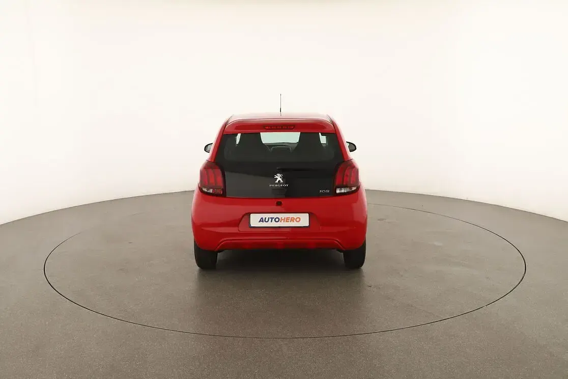 Usata Peugeot 108 Active 72 CV (52 kW) 2020 Rosso