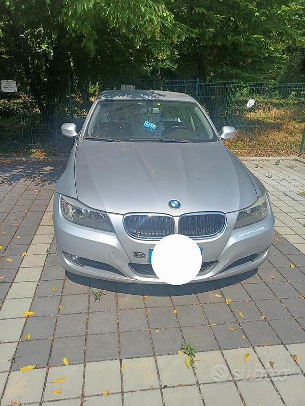 Usata 2009 BMW 318 Station wagon | 3200 € (Buon prezzo) - Immagine 1/4