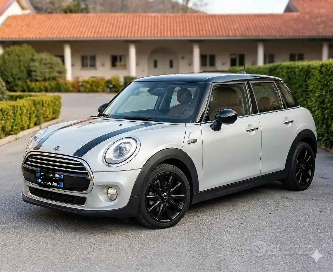 Usata Mini Cooper D 116 CV (85 kW) 2017 Utilitaria