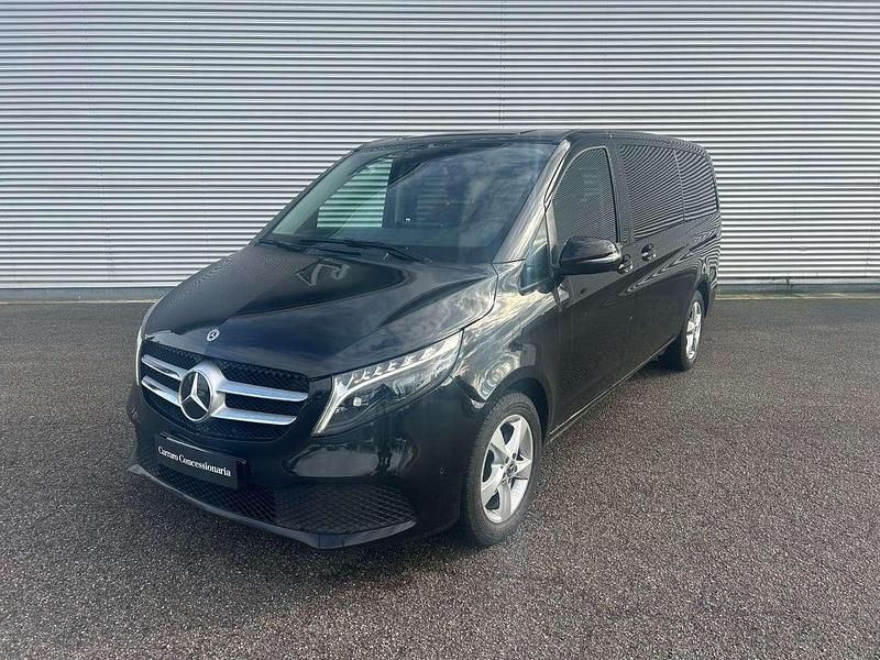 Usata Mercedes V220 163 CV (119 kW) 2023 Nero ossidiana Monovolume