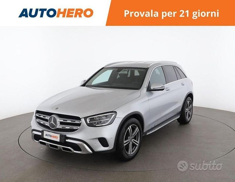 Usata Mercedes GLC300 245 CV (180 kW) 2020 Grigio SUV