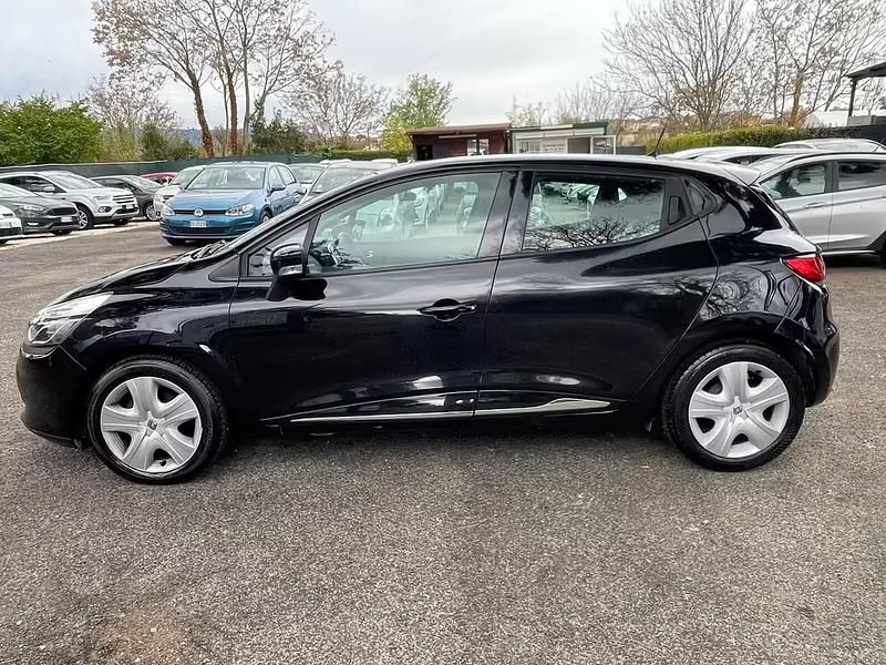 Usata Renault Clio IV 90 CV (66 kW) 2015 Nero Berlina