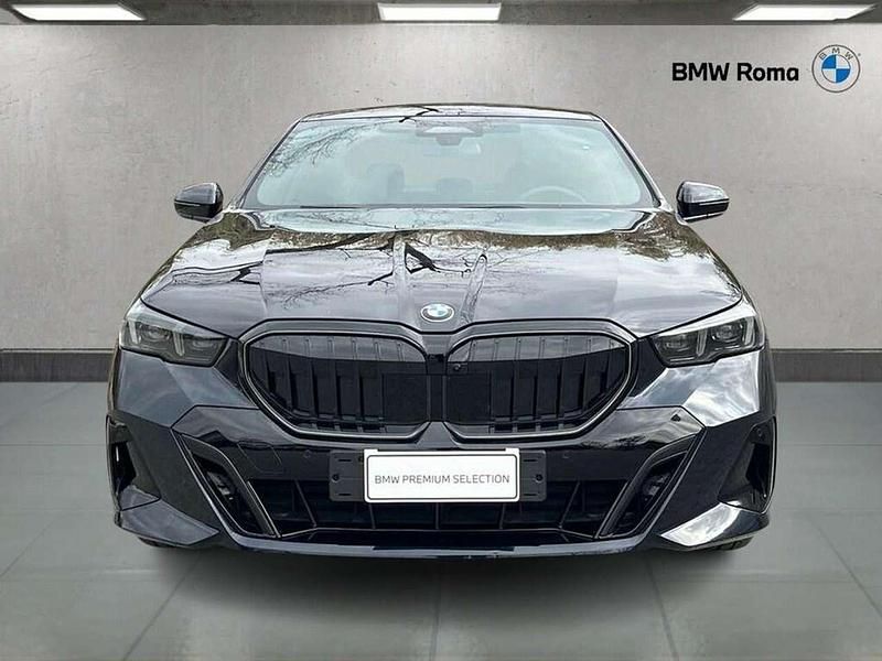 Usata BMW 520 M Sport 197 CV (144 kW) 2025 Carbon black metallic Berlina