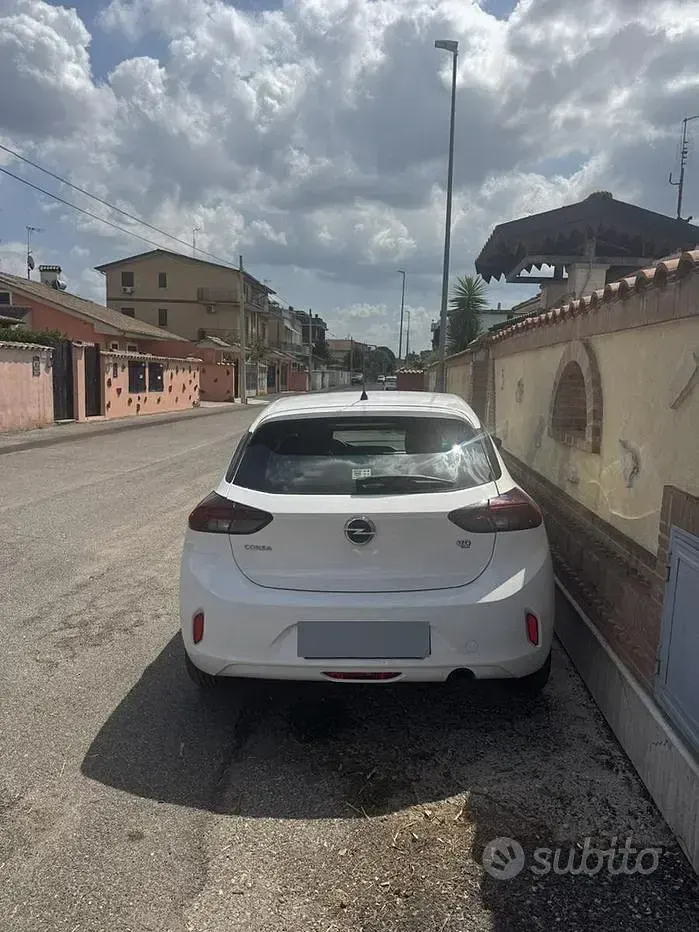 Usata Opel Corsa 102 CV (75 kW) 2021 Bianco Utilitaria