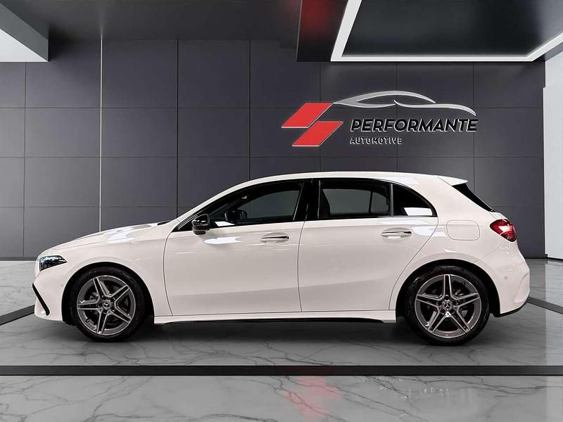 Usata Mercedes A180 AMG Line Premium 136 CV (100 kW) 2024 Bianco Berlina