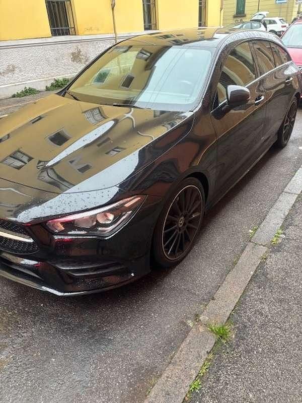 Usata Mercedes CLA200 AMG Line Premium 150 CV (110 kW) 2021 Nero Station wagon