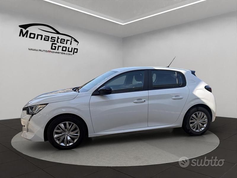 Usata Peugeot 208 Active 102 CV (75 kW) 2023 Bianco Utilitaria