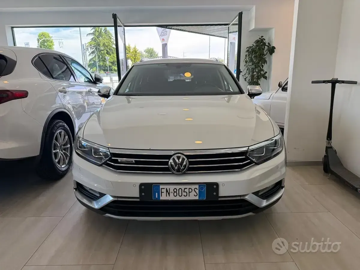 Usata VW Passat Alltrack 190 CV (139 kW) 2018 Bianco Station wagon