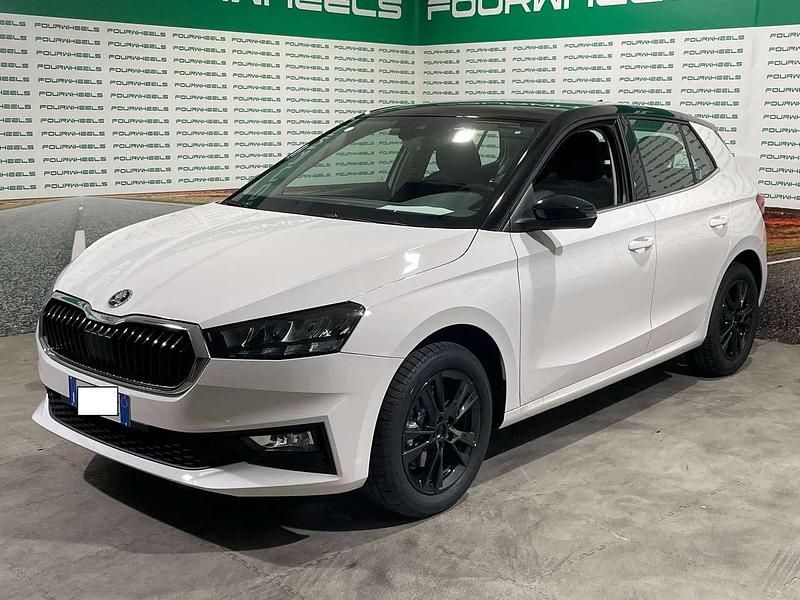 Usata Skoda Fabia 110 CV (80 kW) 2023 Bianca/nera Utilitaria