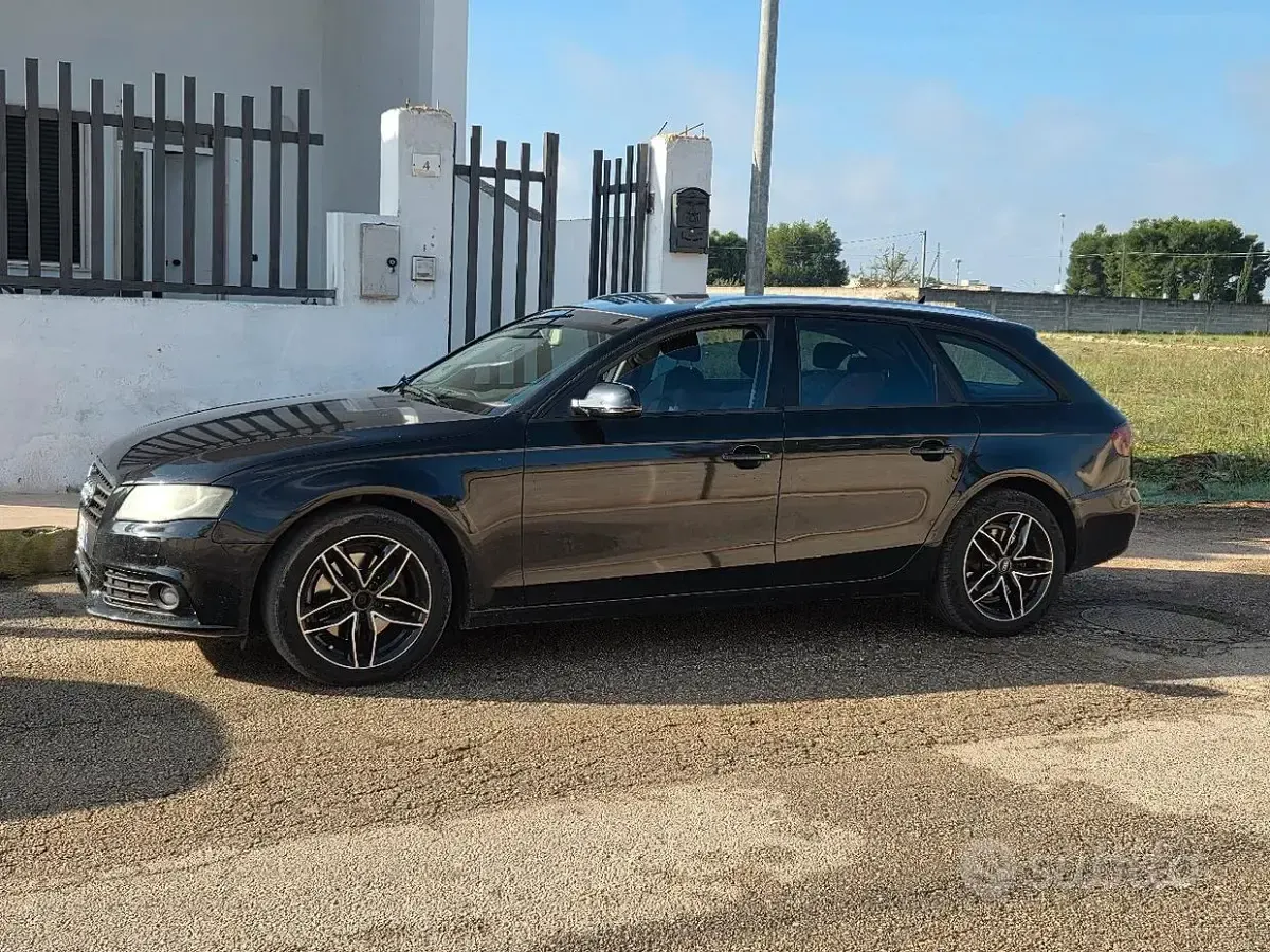 Usata Audi A4 116 CV (85 kW) 2010 Nero Station wagon
