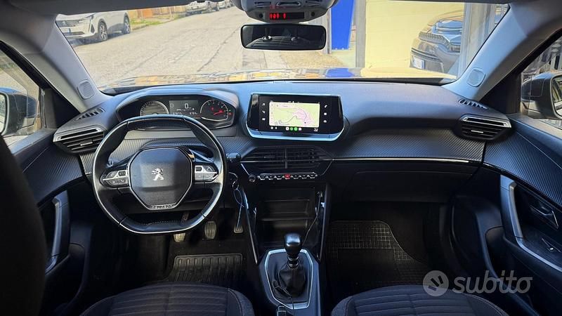 Usata Peugeot 2008 Business-Line 110 CV (80 kW) 2020 Grigio SUV