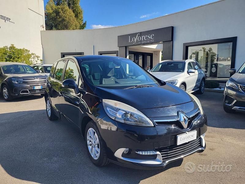 Usata Renault Scénic III 110 CV (80 kW) 2015 Nero metallizzato Monovolume
